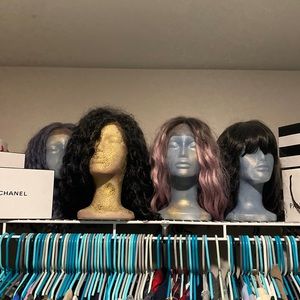 4 synthetic wigs